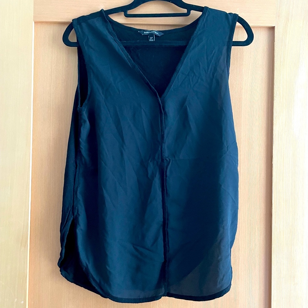 🌞 Scoop Hem Panel Shirt. SOLD